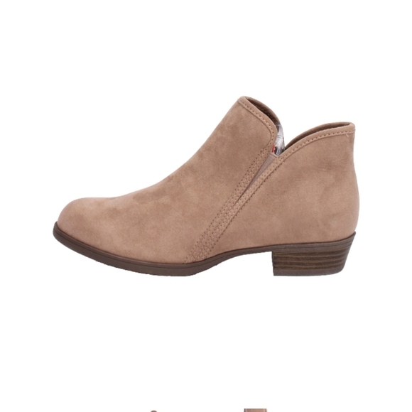 Women's Time and Tru Bootie - Picture 3 of 6